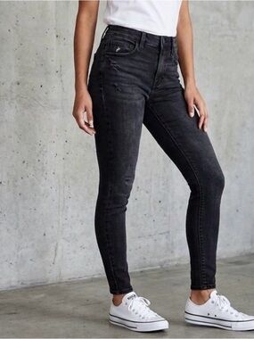 American Eagle next level stretch black jeans. Size 4